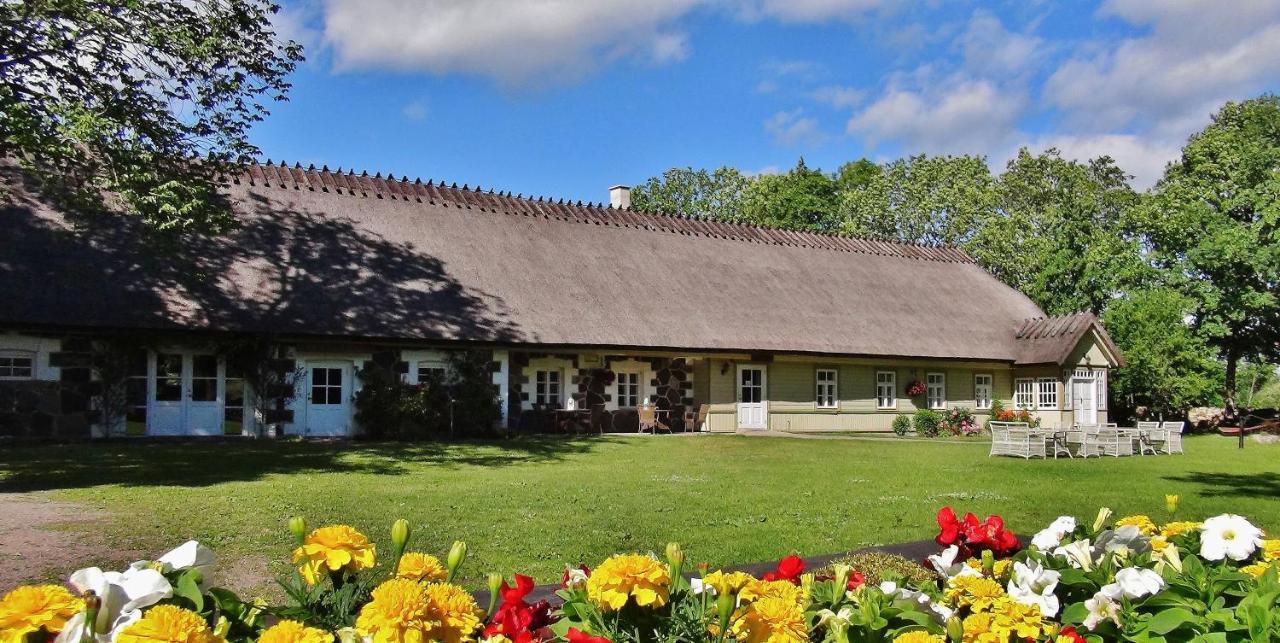 Vanatoa Taluhotell Koguva Extérieur photo
